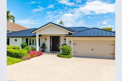 337 Mooring Line Dr, Naples, FL 34102 - Photo 17