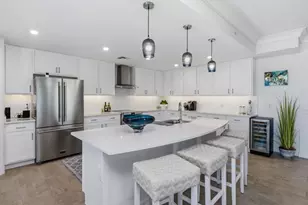 171 Indies Dr E, Naples, FL 34114 - Photo 5