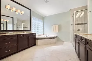 2915 Cinnamon Bay Cir, Naples, FL 34119 - Photo 19