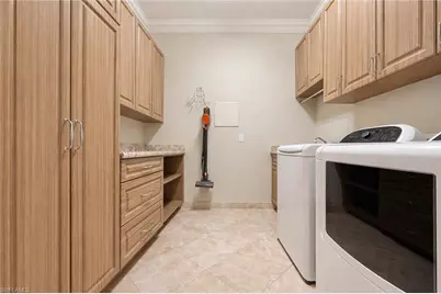2915 Cinnamon Bay Cir, Naples, FL 34119 - Photo 23