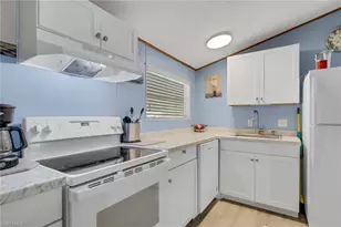 220 Ocean Reef Ln, Naples, FL 34114 - Photo 3