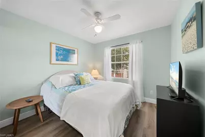 565 Windsor Sq #202, Naples, FL 34104 - Photo 11