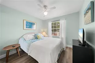 565 Windsor Sq, Naples, FL 34104 - Photo 11