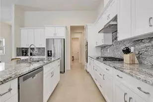 9288 Cayman Dr, Naples, FL 34114 - Photo 17