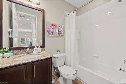 3995 Bering Ct, Naples, FL 34119 - Photo 9