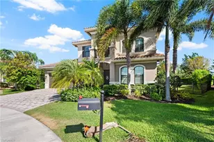3995 Bering Ct, Naples, FL 34119 - Photo 3