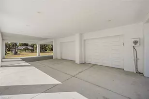 240 33rd Ave NE, Naples, FL 34120 - Photo 43
