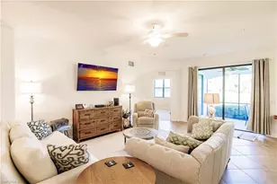 3157 Aviamar Cir, Naples, FL 34114 - Photo 9