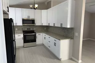 241 8th St SE, Naples, FL 34117 - Photo 11
