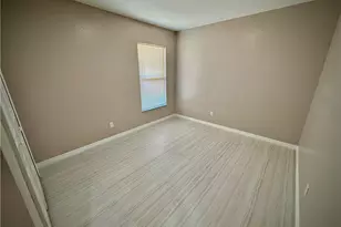 241 8th St SE, Naples, FL 34117 - Photo 21