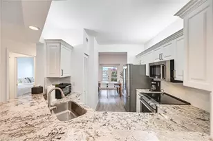859 Tanbark Dr, Naples, FL 34108 - Photo 9