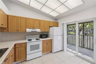 4230 Jack Frost Ct, Naples, FL 34112 - Photo 7