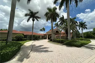 6820 Huntington Lakes Cir, Naples, FL 34119 - Photo 23