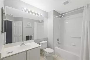836 Hampton Cir, Naples, FL 34105 - Photo 17