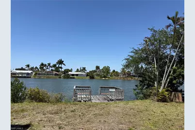 15910 Lake Candlewood Dr, Fort Myers, FL 33907 - Photo 5