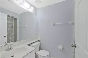 186 Gabriel Cir, Naples, FL 34104 - Photo 21