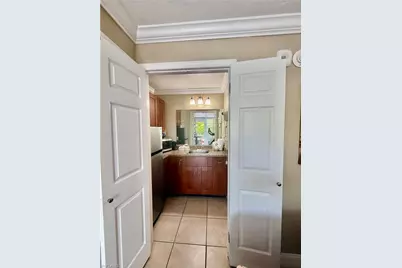 2555 Tamiami Trl N #250, Naples, FL 34103 - Photo 7