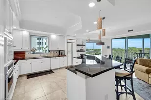 295 Grande Way, Naples, FL 34110 - Photo 11