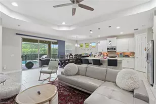 16329 Aberdeen Wy, Naples, FL 34110 - Photo 7