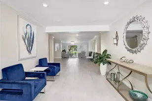 555 Park Shore Dr, Naples, FL 34103 - Photo 35