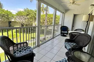 555 Park Shore Dr, Naples, FL 34103 - Photo 29