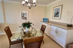 555 Park Shore Dr, Naples, FL 34103 - Photo 5