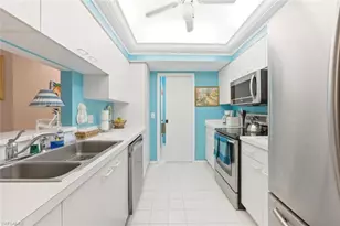 110 Siena Way, Naples, FL 34119 - Photo 15