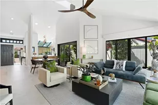 539 Bay Villas Ln, Naples, FL 34108 - Photo 5
