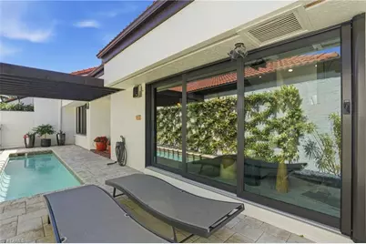 539 Bay Villas Ln, Naples, FL 34108 - Photo 37