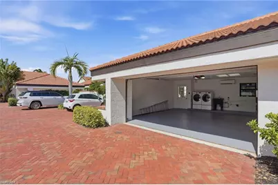 539 Bay Villas Ln, Naples, FL 34108 - Photo 43