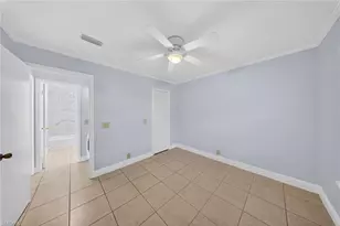 5300 Treetops Dr, Naples, FL 34113 - Photo 9