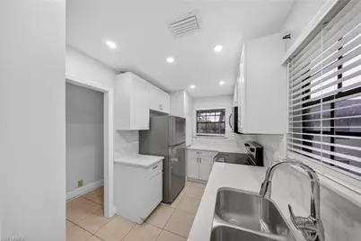 5300 Treetops Dr #I206, Naples, FL 34113 - Photo 3