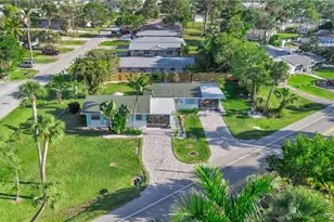 2134 Palm St, Naples, FL 34119 - Photo 25