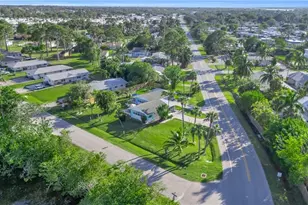 2134 Palm St, Naples, FL 34119 - Photo 27