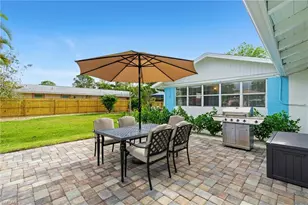 2134 Palm St, Naples, FL 34119 - Photo 21
