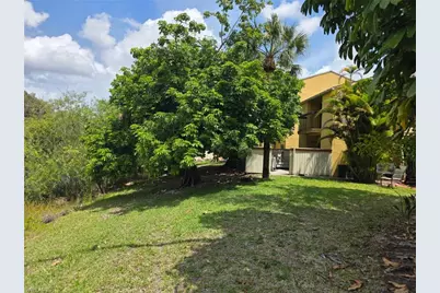 2835 Winkler Ave #215, Fort Myers, FL 33916 - Photo 5