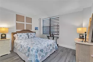 591 Seaview Ct, Marco Island, FL 34145 - Photo 19