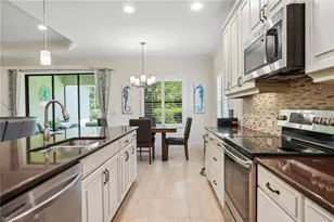 3651 Canopy Cir, Naples, FL 34120 - Photo 17