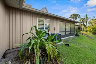 900 Henderson Creek Dr, Naples, FL 34114 - Photo 25