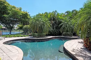 2202 Miramonte Way, Naples, FL 34105 - Photo 5