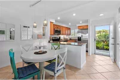 29 High Point Cir E #106, Naples, FL 34103 - Photo 11