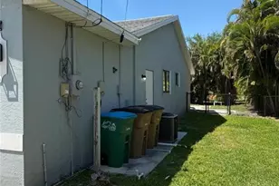 1325 SW 28th St, Cape Coral, FL 33914 - Photo 25
