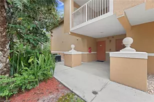 1885 Florida Club Dr, Naples, FL 34112 - Photo 21
