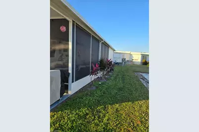 114 Elise Dr, Fort Myers, FL 33908 - Photo 3