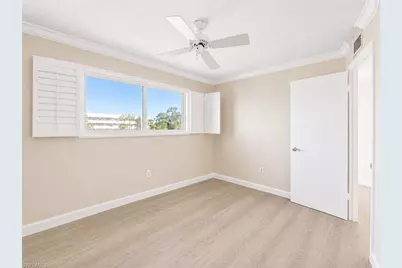 225 Turtle Lake Ct #210, Naples, FL 34105 - Photo 11