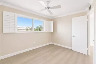 225 Turtle Lake Ct, Naples, FL 34105 - Photo 11