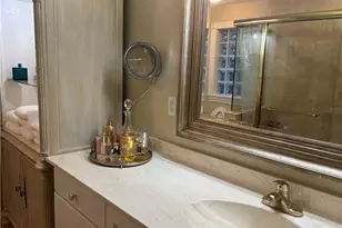 1156 Oakes Blvd, Naples, FL 34119 - Photo 31