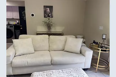 1156 Oakes Blvd, Naples, FL 34119 - Photo 9