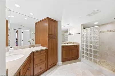 4751 Gulf Shore Blvd N #PH7, Naples, FL 34103 - Photo 21