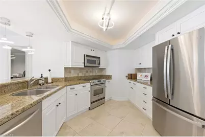 4751 Gulf Shore Blvd N #PH7, Naples, FL 34103 - Photo 13